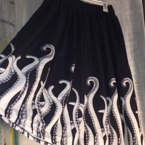 Tentacle midi skirt!